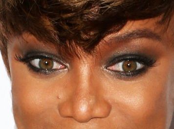 Tyra Banks eye color