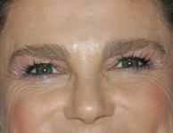 Tovah Feldshuh eye color