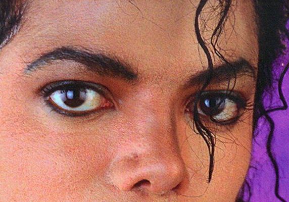 Michael Jackson eye color