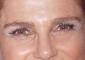 Tovah Feldshuh eye color