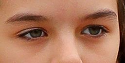 Suri Cruise eye color