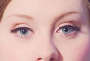 Adele eye color