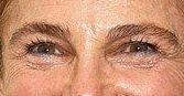 Tovah Feldshuh eye color