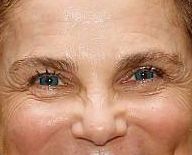 Tovah Feldshuh eye color