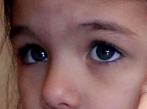 Suri Cruise eye color