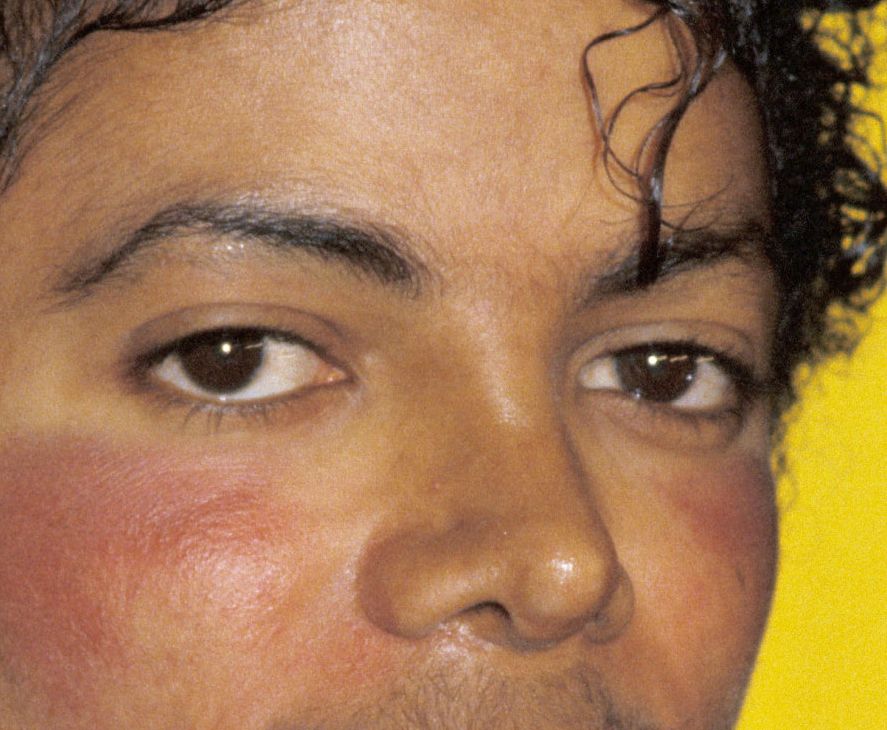 Michael Jackson eye color