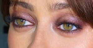 Ella Purnell eye color