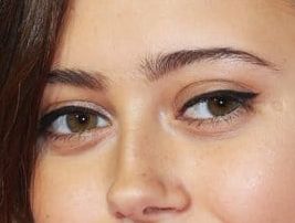 Ella Purnell eye color