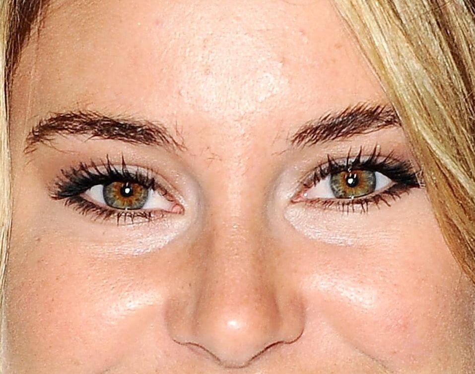 Shailene Woodley eye color