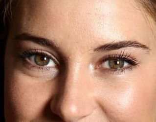 Shailene Woodley eye color