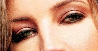 Lisa Marie Presley eye color