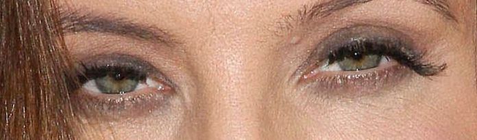 Lisa Marie Presley eye color