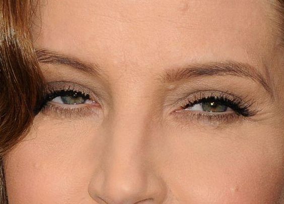 Lisa Marie Presley eye color