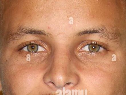 Stephen Curry eye color