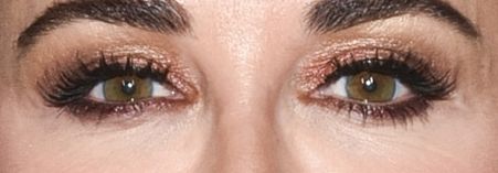 Kyle Richards eye color