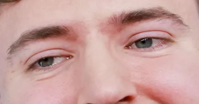 Mr Beast eye color