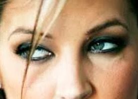 Lisa Marie Presley eye color