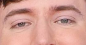 Mr Beast eye color