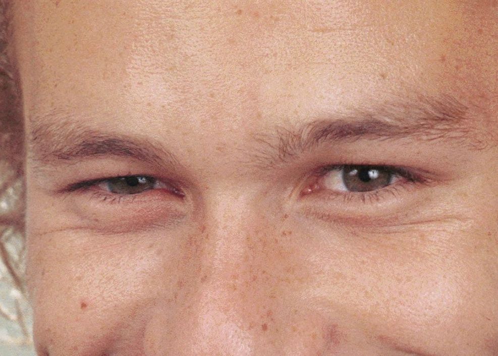 Heath Ledger eye color