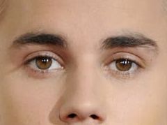 Justin Bieber eye color