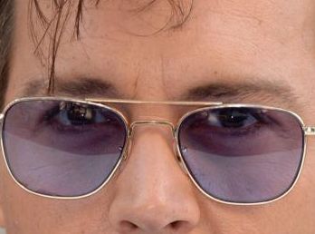 Johnny Depp eye color