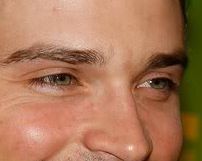 Tom Welling eye color