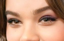 Hailee Steinfeld eye color