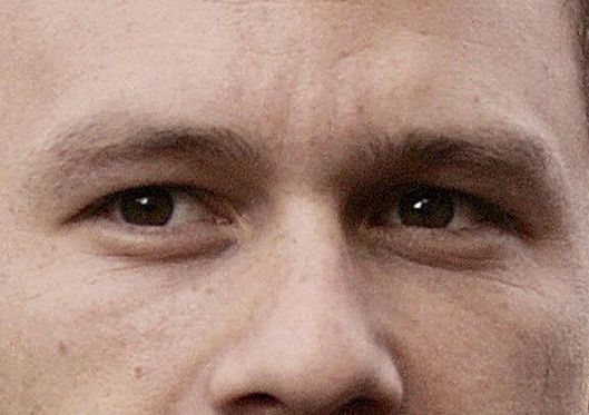 Heath Ledger eye color