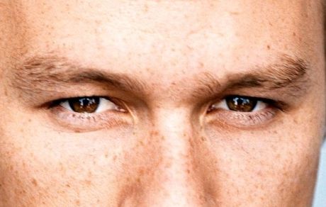 Heath Ledger eye color