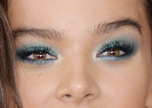 Hailee Steinfeld eye color