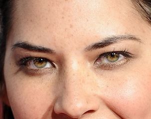 Olivia Munn eye color