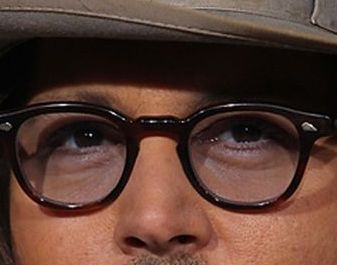 Johnny Depp eye color