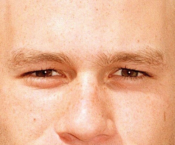 Heath Ledger eye color