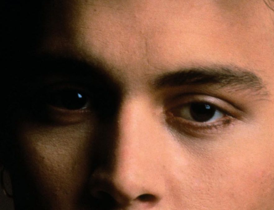 Johnny Depp eye color