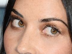 Olivia Munn eye color