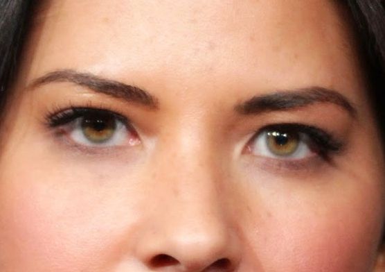 Olivia Munn eye color