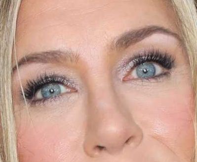 Jennifer Aniston eye color