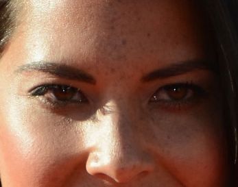 Olivia Munn eye color