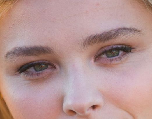 Chloe Moretz eye color