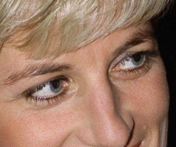 Princess Diana eye color