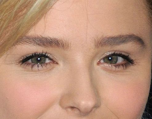 Chloe Moretz eye color