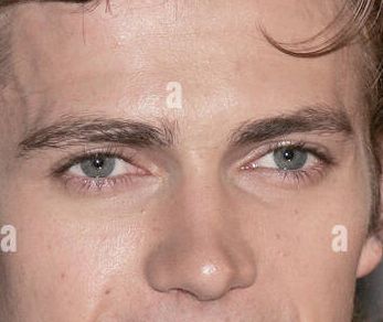 Hayden Christensen eye color