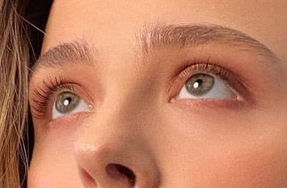 Chloe Moretz eye color