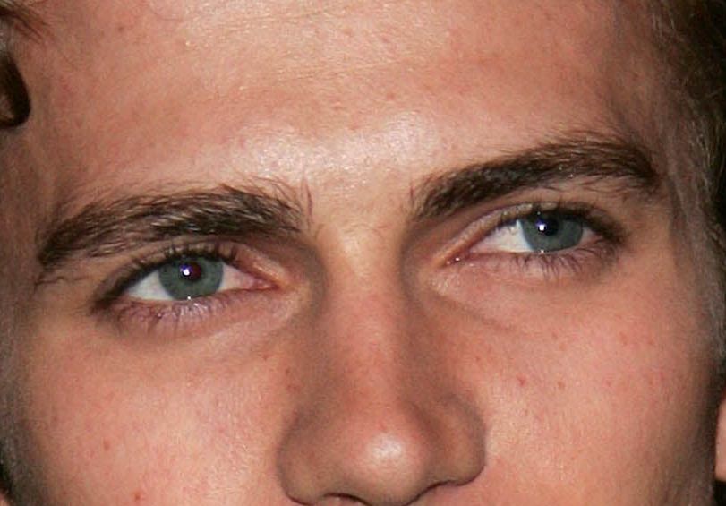 Hayden Christensen eye color