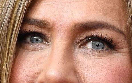 Jennifer Aniston eye color