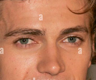 Hayden Christensen eye color