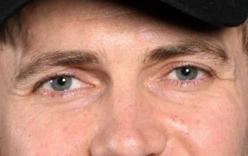 Hayden Christensen eye color