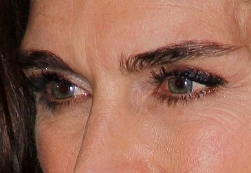 Brooke Shields eye color