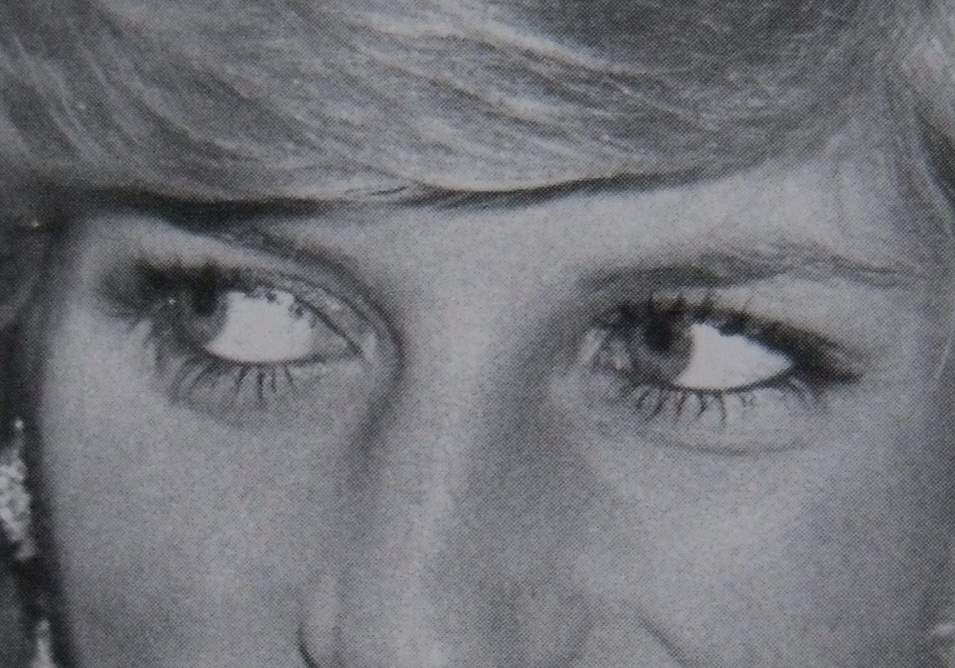 Princess Diana eye color