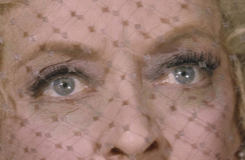 Bette Davis eye color